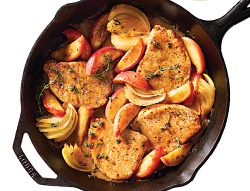 Pan-Fried Pork Chops with Apples and Onions